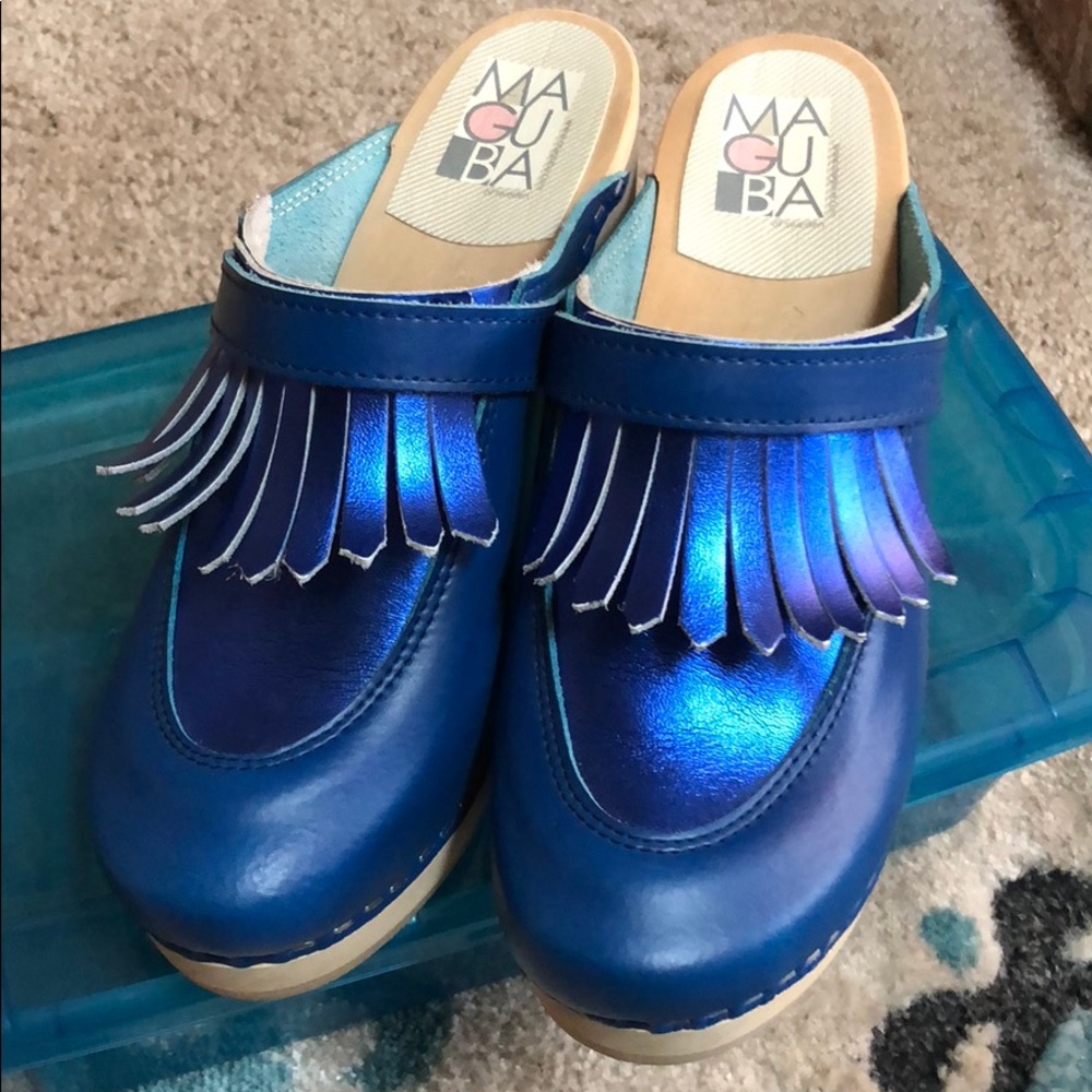 Maguba Wedge Clogs